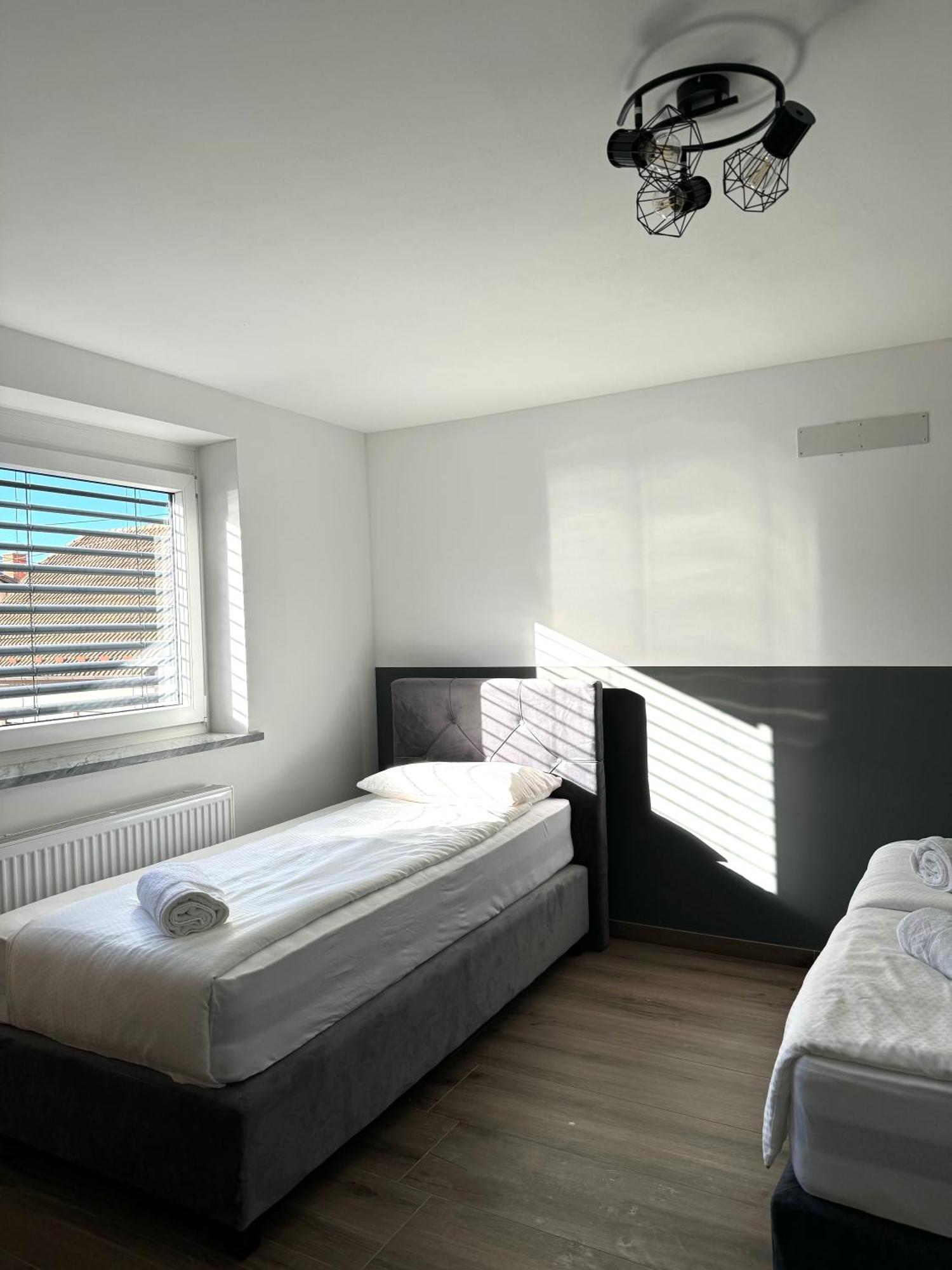 L&L Rooms ماريبور المظهر الخارجي الصورة